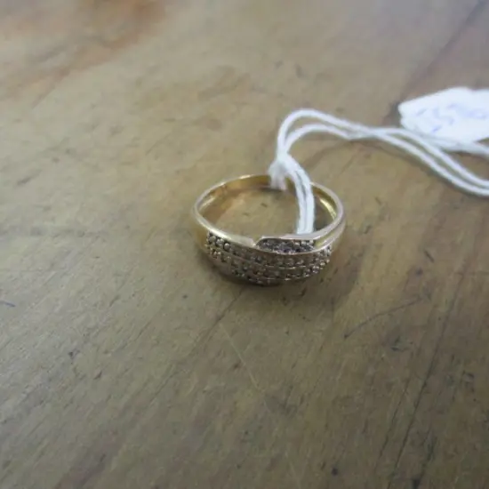 14ct Gold Diamond Ring