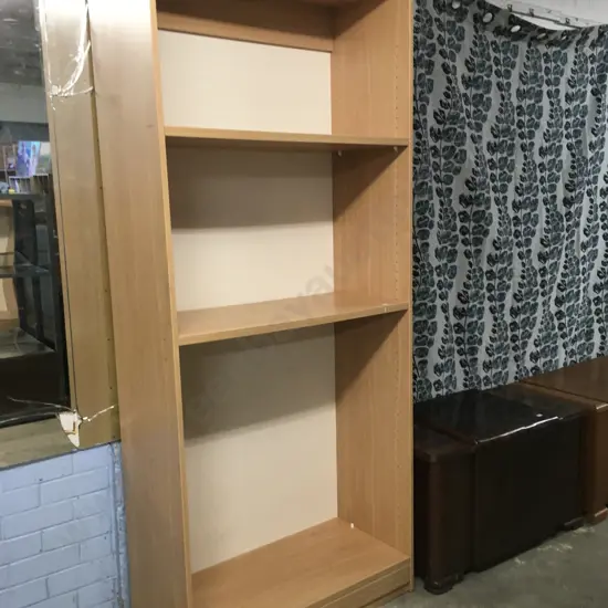 WOOD BOOKCASE WITH ADJUSTABLE SHELVING
