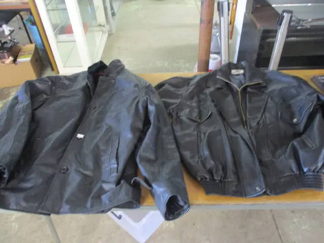 2 Jackets Image 1++