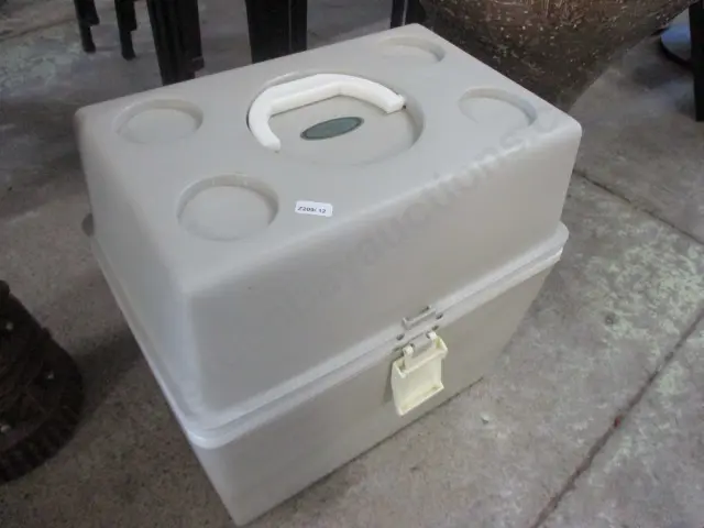 Chilly Bin Image 1++