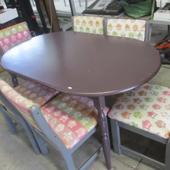 Table and 6 Chairs