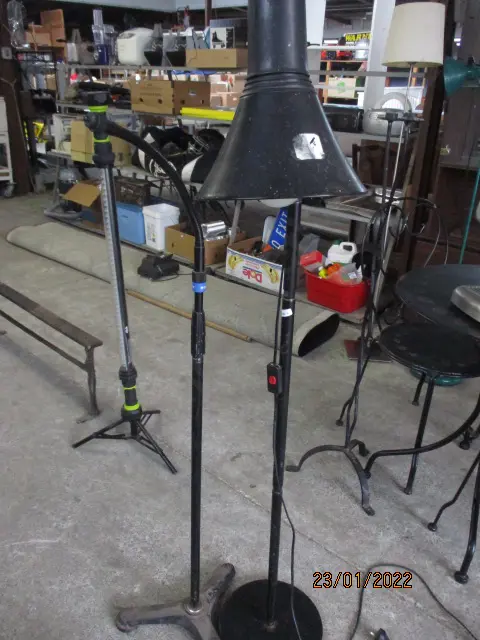 Lamp and Base Image 1++