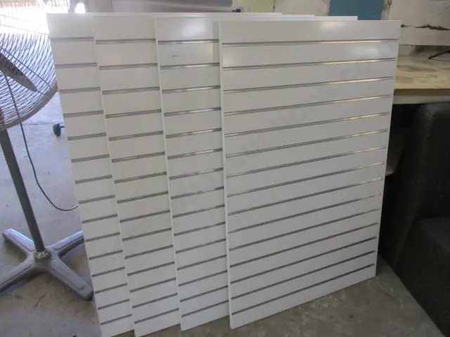 hanging Display Units Image 1++
