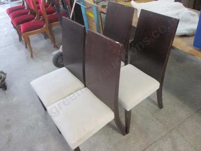 4 Dining Chairs Image 1++