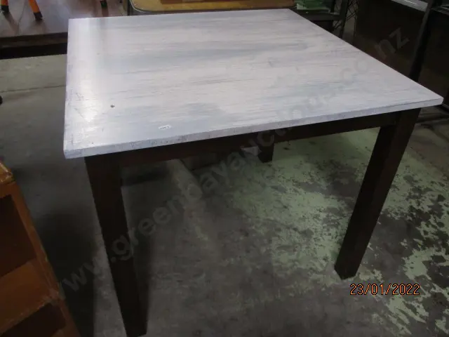 Dining Table Image 1++