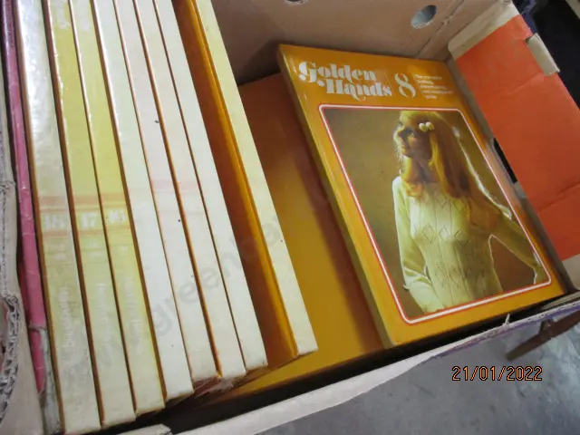 Books Golden Hands Image 1++