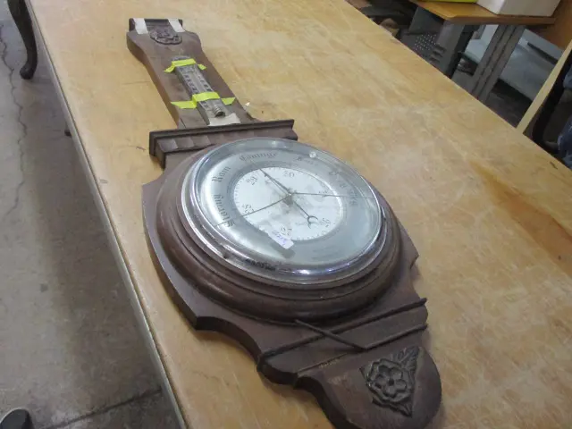 Barometer (af) Image 1++