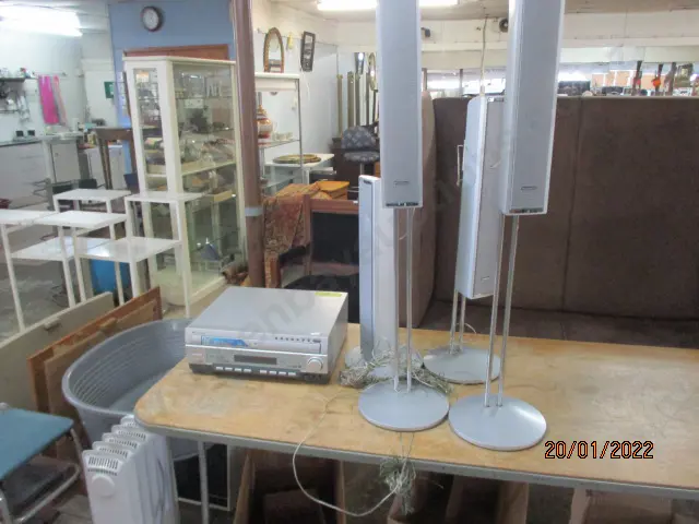 Surround Speakers Image 1++