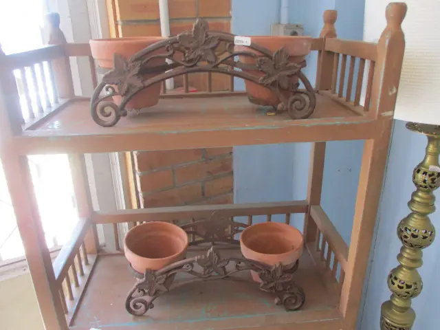 Cast Iron planters Image 1++