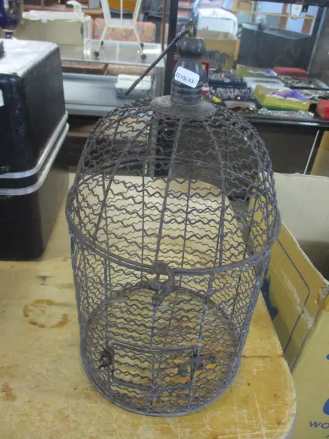 Metal Cage Image 1++