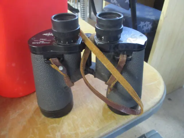 Binoculars Image 1++