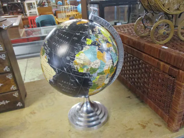 Globe Image 1++