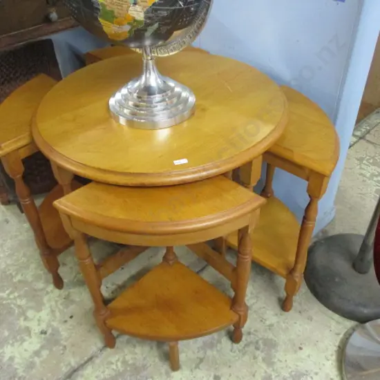 Oak Nest tables