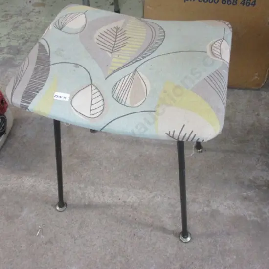 Retro Stool