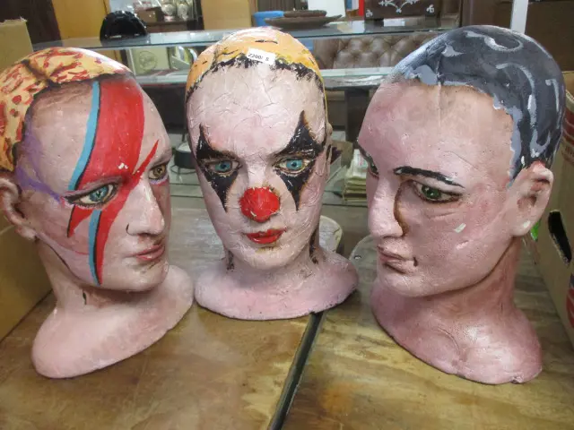 3 Heads Image 1++