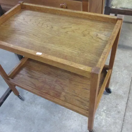 Oak Trolley