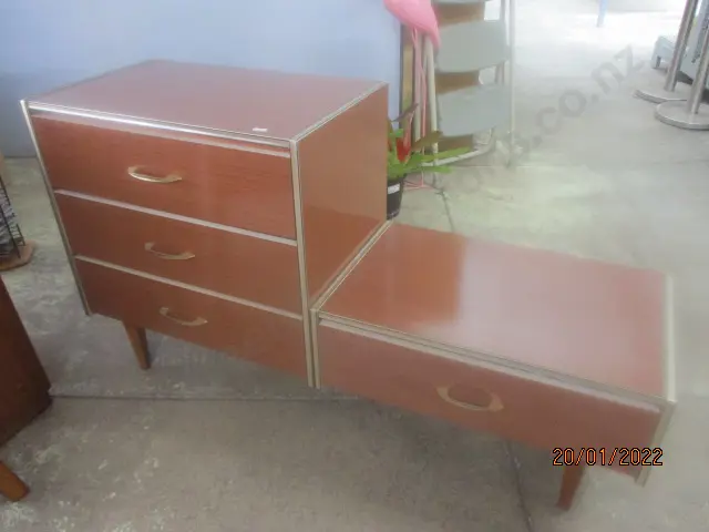 Retro Lowboy Image 1++
