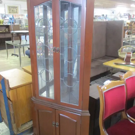 Corner Display Cab