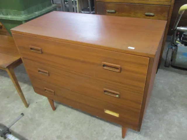 Retro Lowboy Image 1++