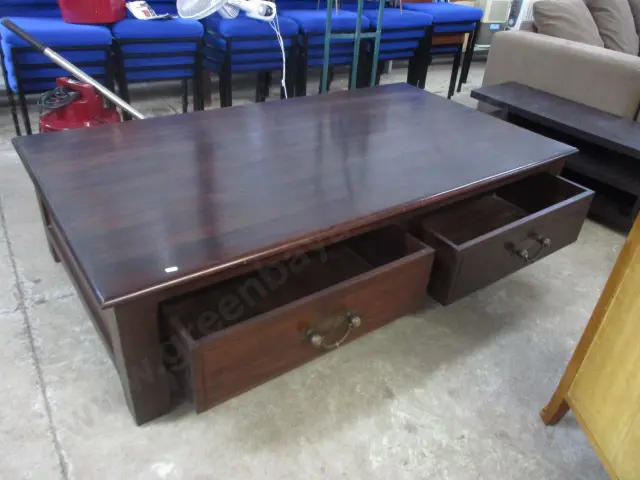 Massive Coffee Table Image 1++
