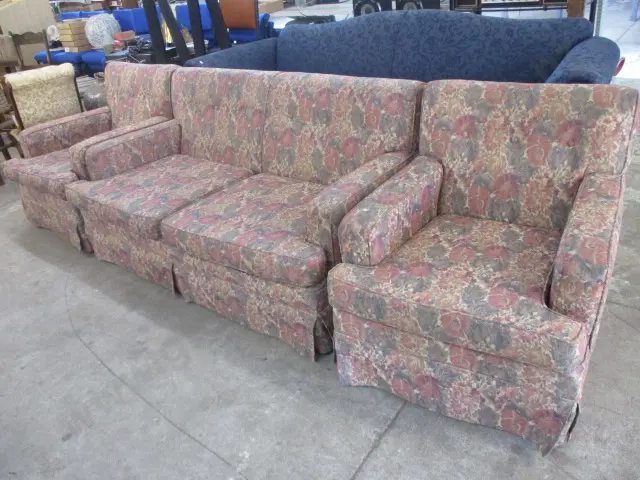 3 Piece Lounge Suite Image 1++