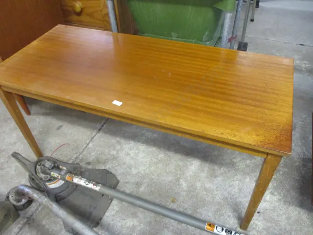 Retro Coffee Table Image 1++