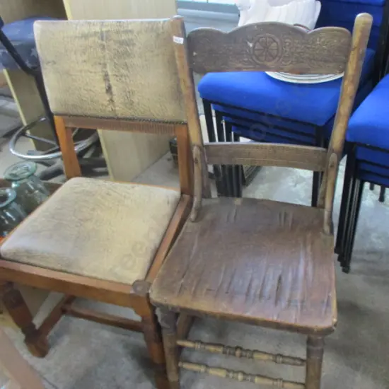 2 Chairs