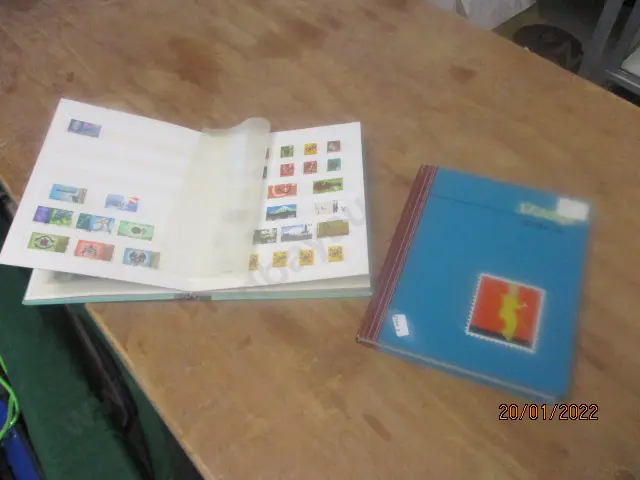 Stamp Albums Image 1++