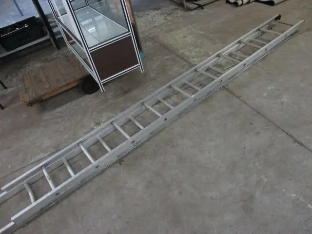 Double Ext Ladder Image 1++