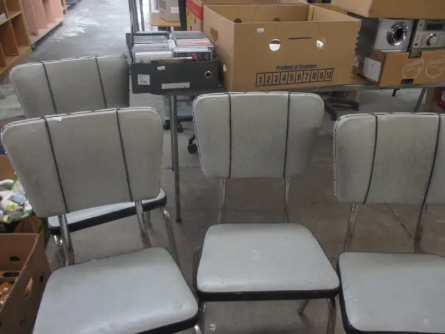Retro Chairs for Doup Image 1++