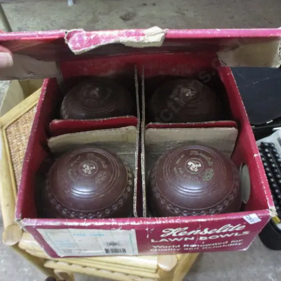 Lawn Bowls