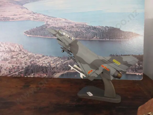 Diecast Jet Image 1++