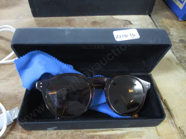 Sunglasses Image 1++