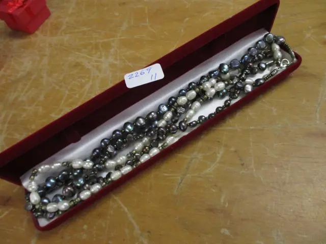 Pearl Necklaces Image 1++