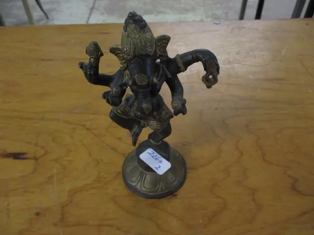 Bronze Figure Image 1++
