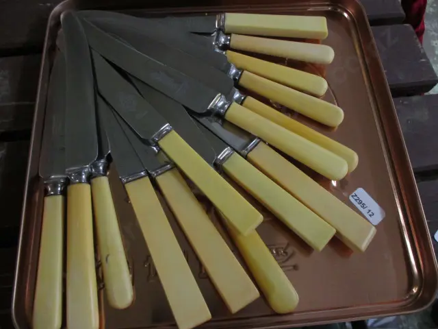 Knives Image 1++