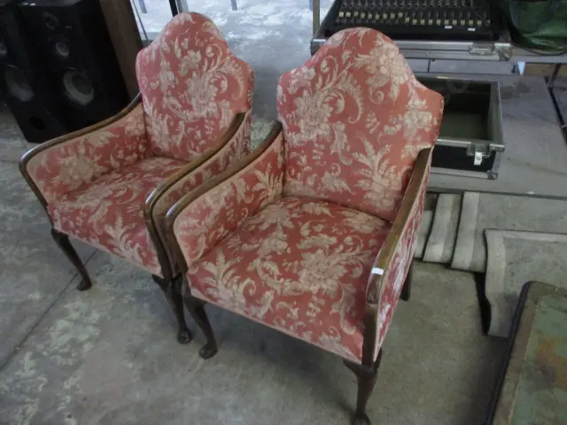 Pr Tub Chairs Image 1++