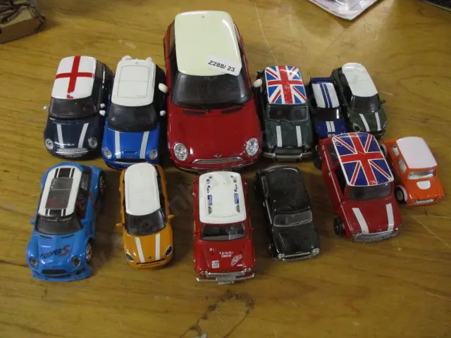 Mini Models Image 1++