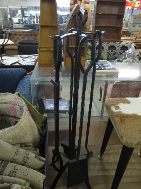 Firerside Set Image 1++