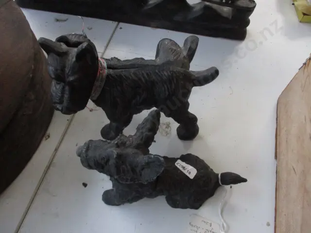 2 Scotty Dogs Image 1++