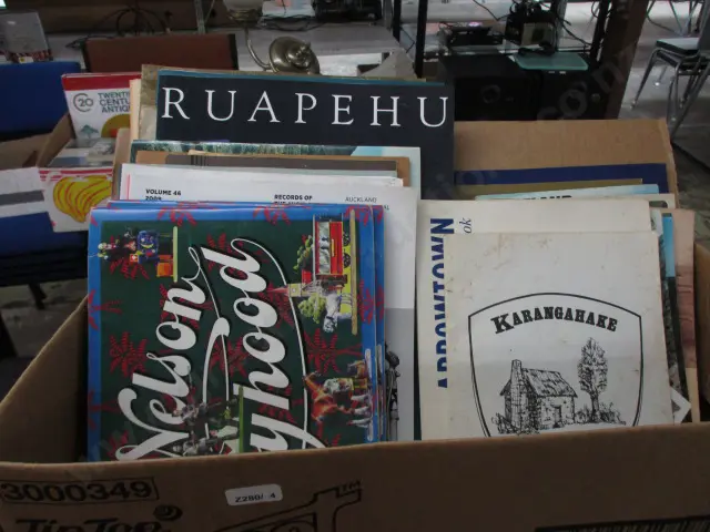 Books Nz Image 1++