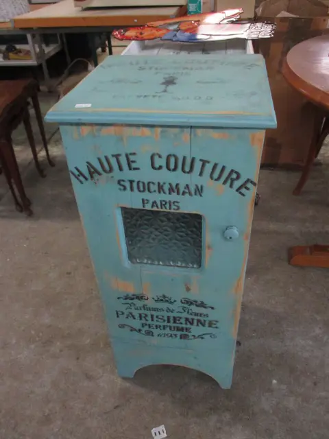 Couture Cabinet Image 1++