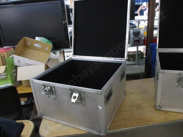 Roadie Case Image 1++