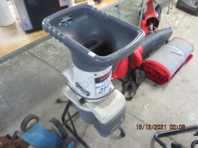 Garden Chipper Image 1++