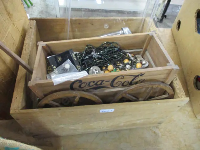 Box Asst Image 1++