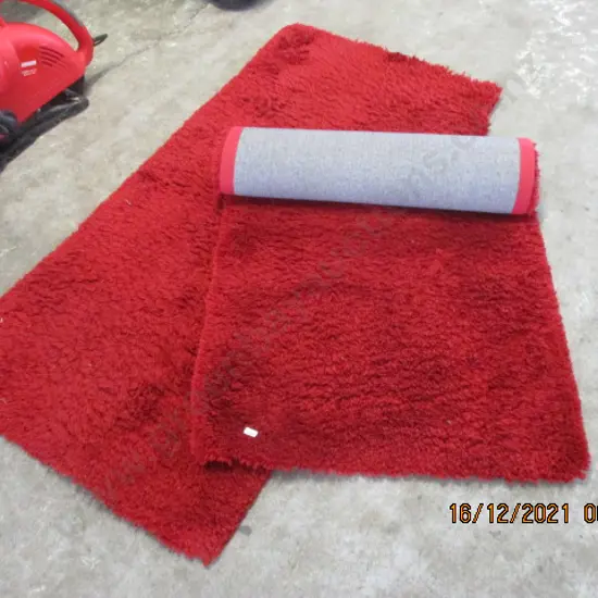 2 Rugs