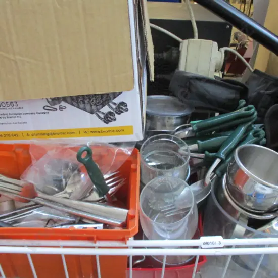 Kitchenware