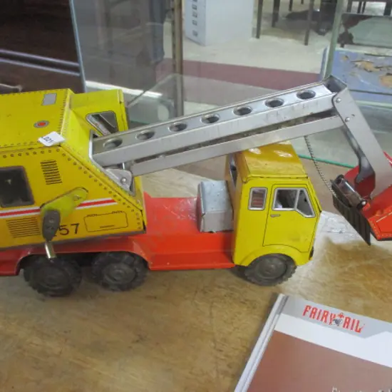 Tinplate CraneTruck