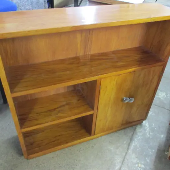 Rimu Shelf