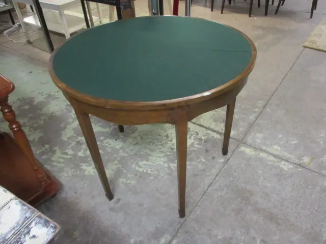 Folding Card Table Image 1++